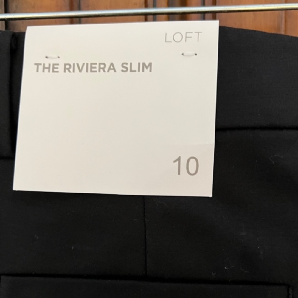 NWT! Riviera Slim Pants - Size 10